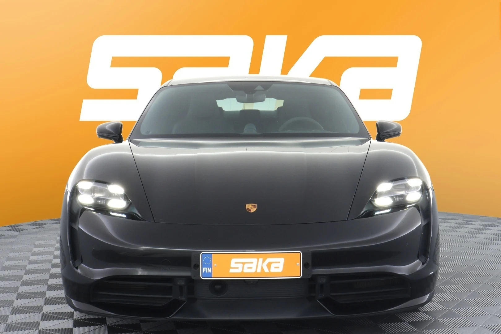 Car Image - 4e2smCtYlLPbQXNsz48pjY