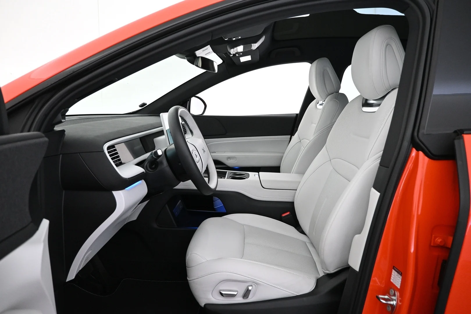 Car Image - 1uBES1scCAlLv3ZKqxX4Nu