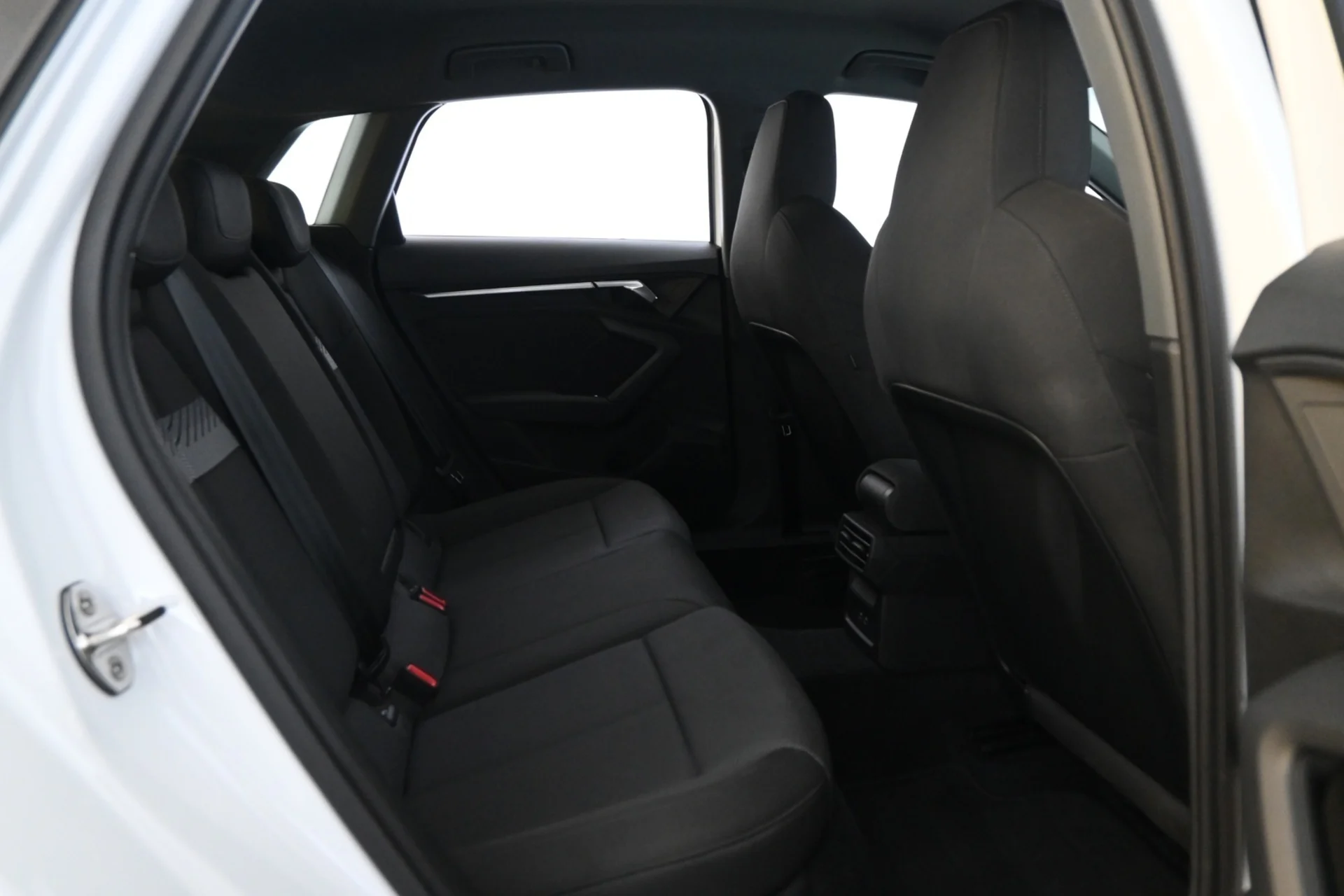 Car Image - 3dYVgpSwDwG04my8gjtdw9