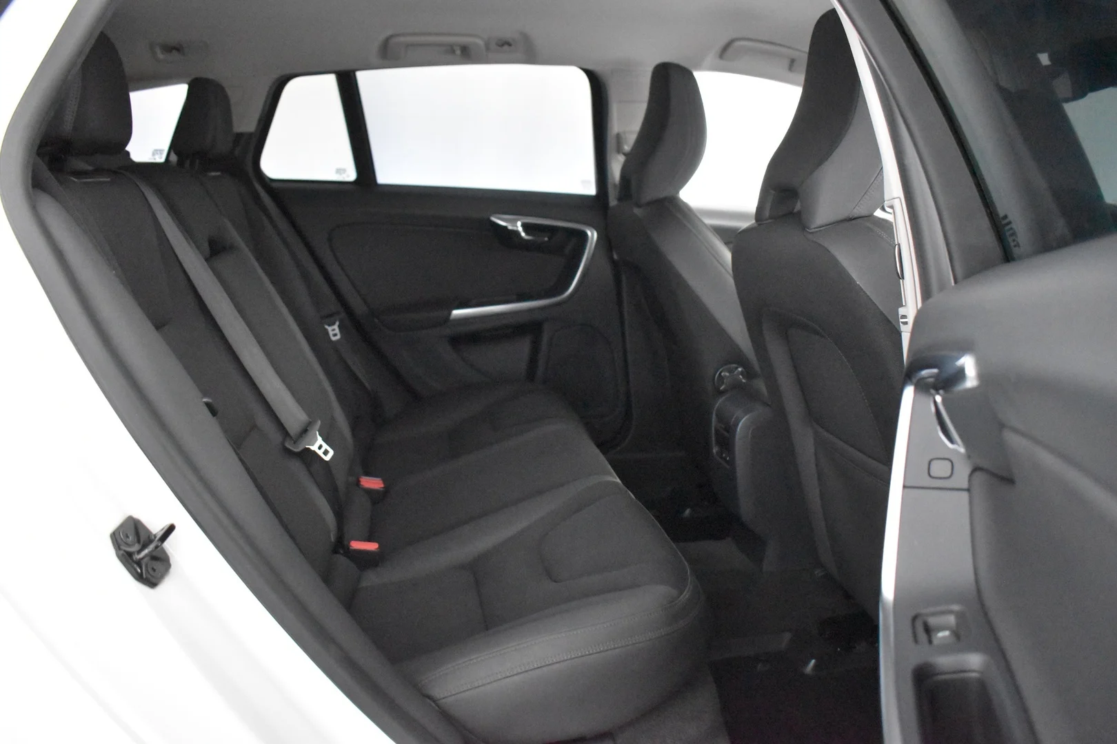 Car Image - 2F1jbxuIrVMtPb1nStBJXY