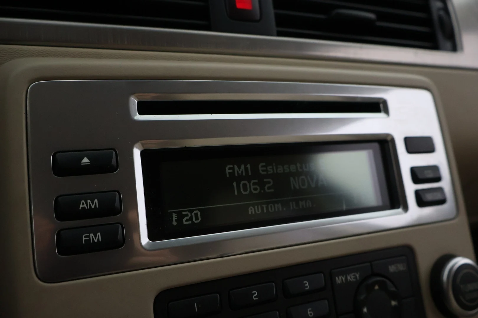 Car Image - 1lI1CEur1tpb4VjwO7Jb7U