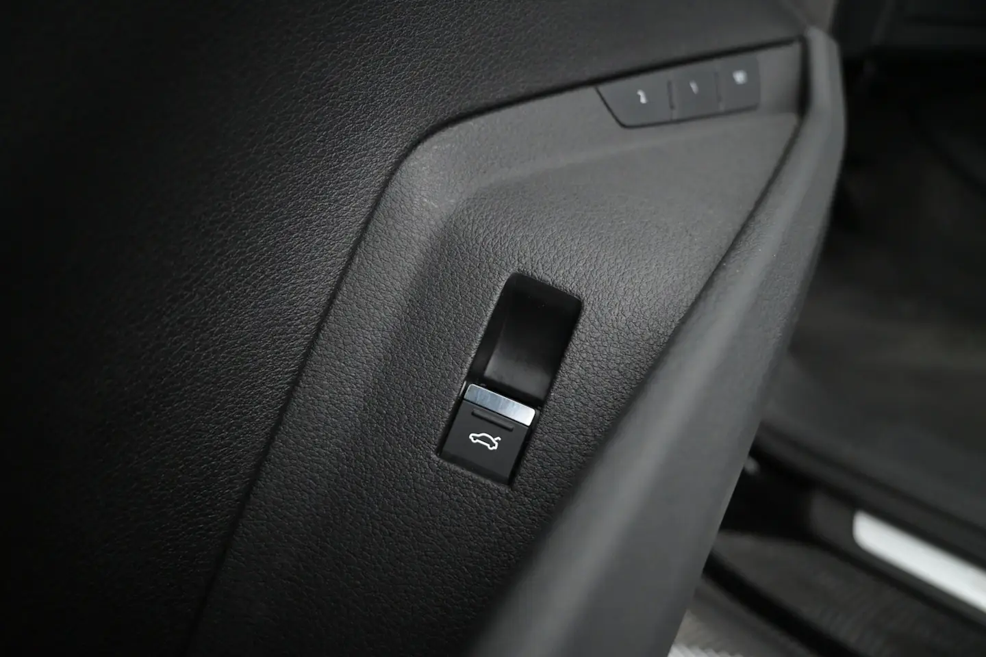 Car Image - 2FsBsh9Mj0VdfPytxPBK6