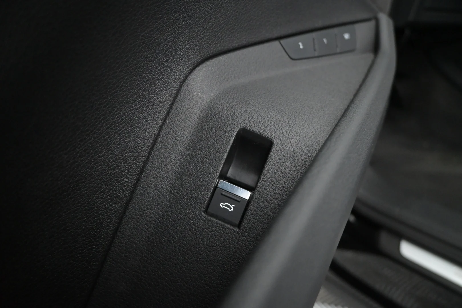 Car Image - 2FsBsh9Mj0VdfPytxPBK6