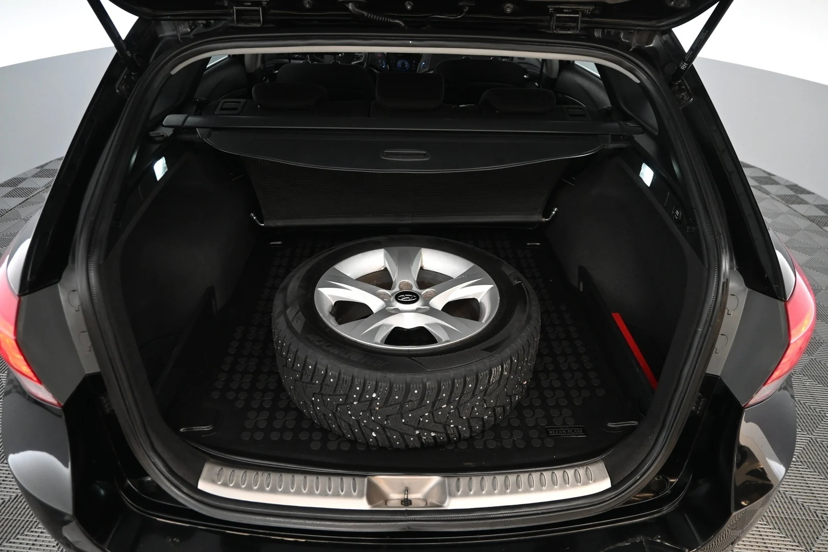 Car Image - 7t8ldAiaOQZJk6oKWKKm2D