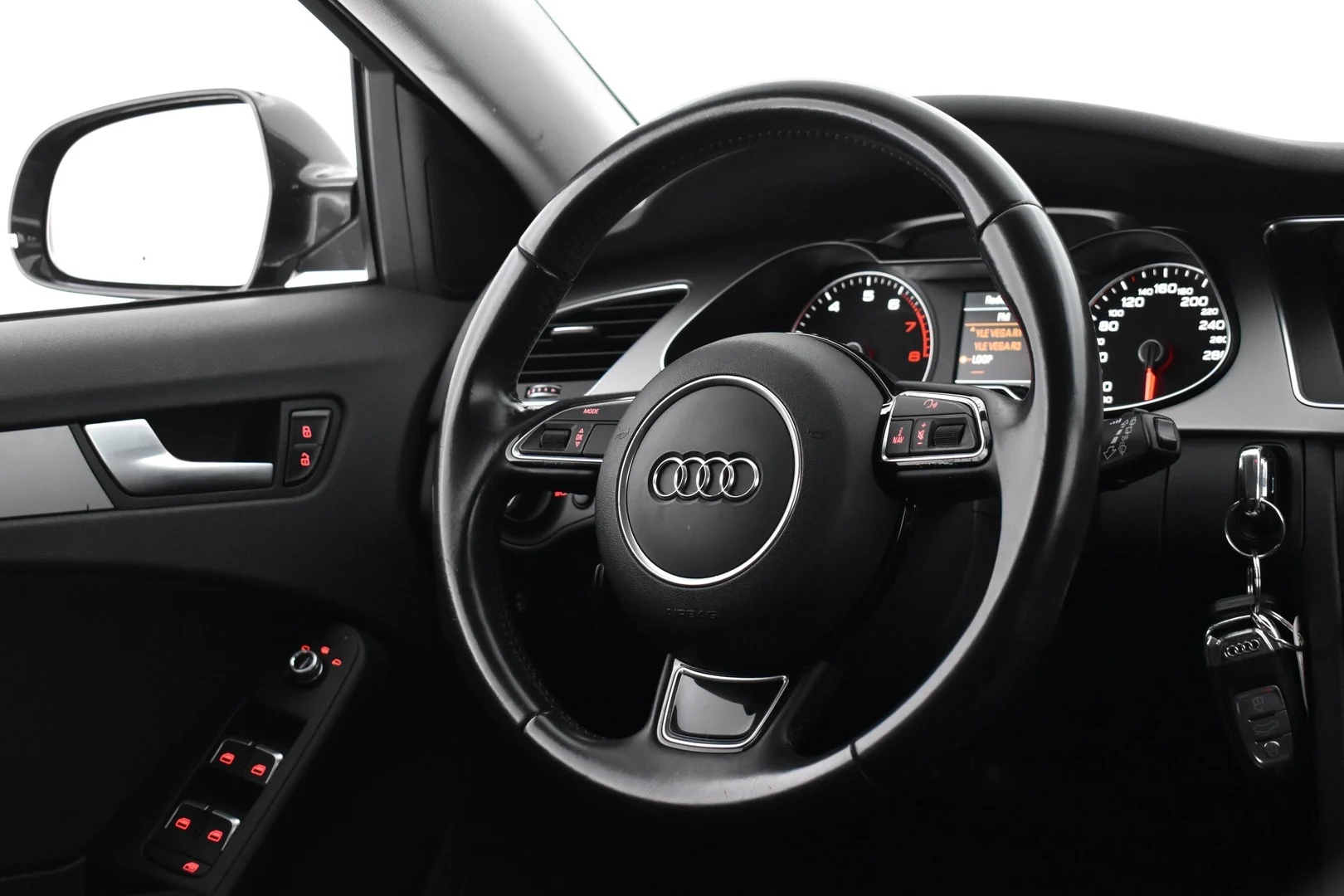 Car Image - F2QE29ZCH6Ply35t4jlJ1