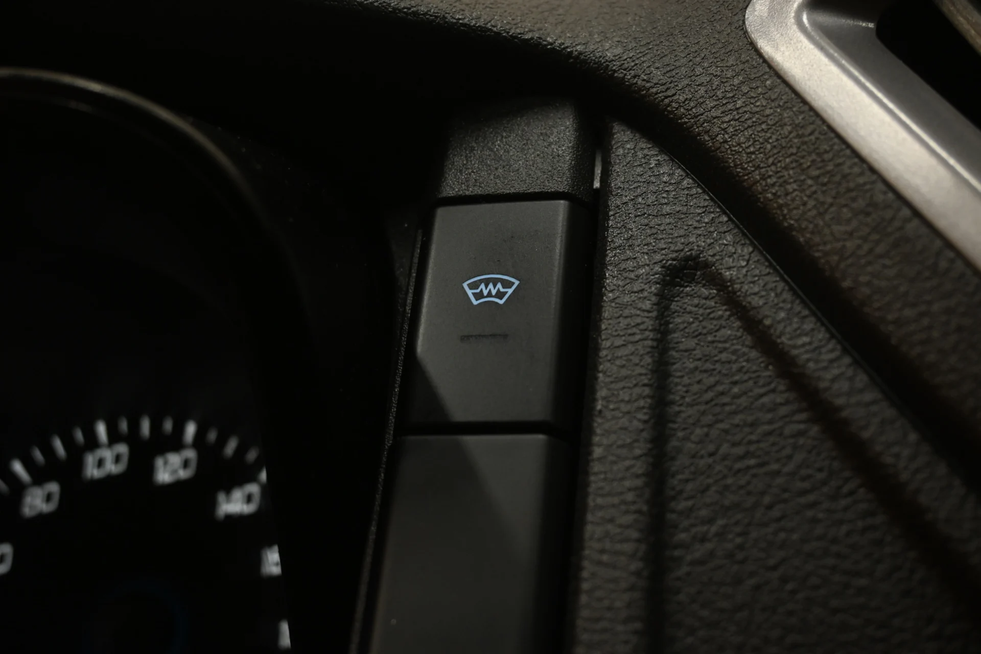 Car Image - 75rW5aav1HDcp0KFYcybTN