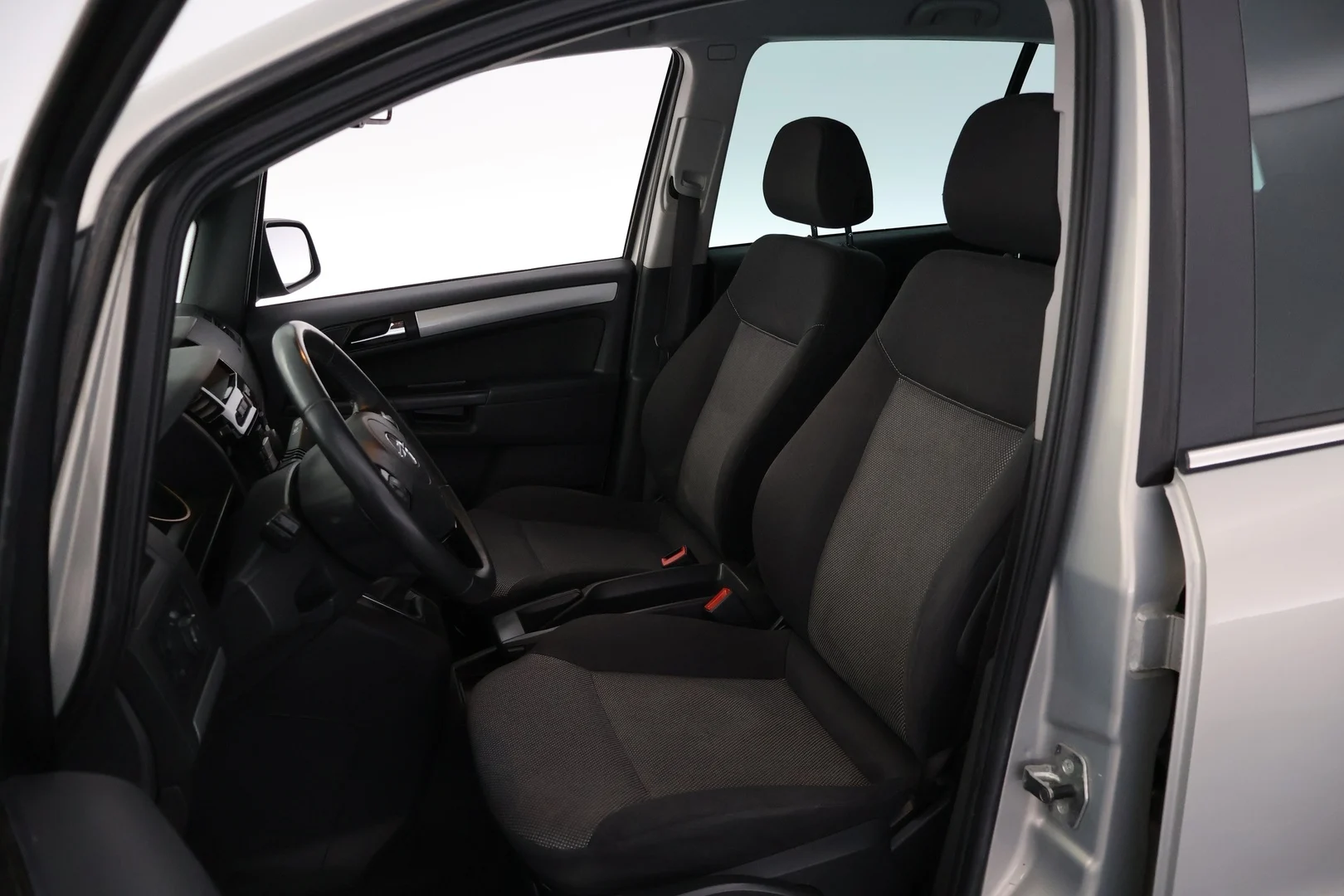 Car Image - 6anzIA0h9ACnwlI7hfcxMh