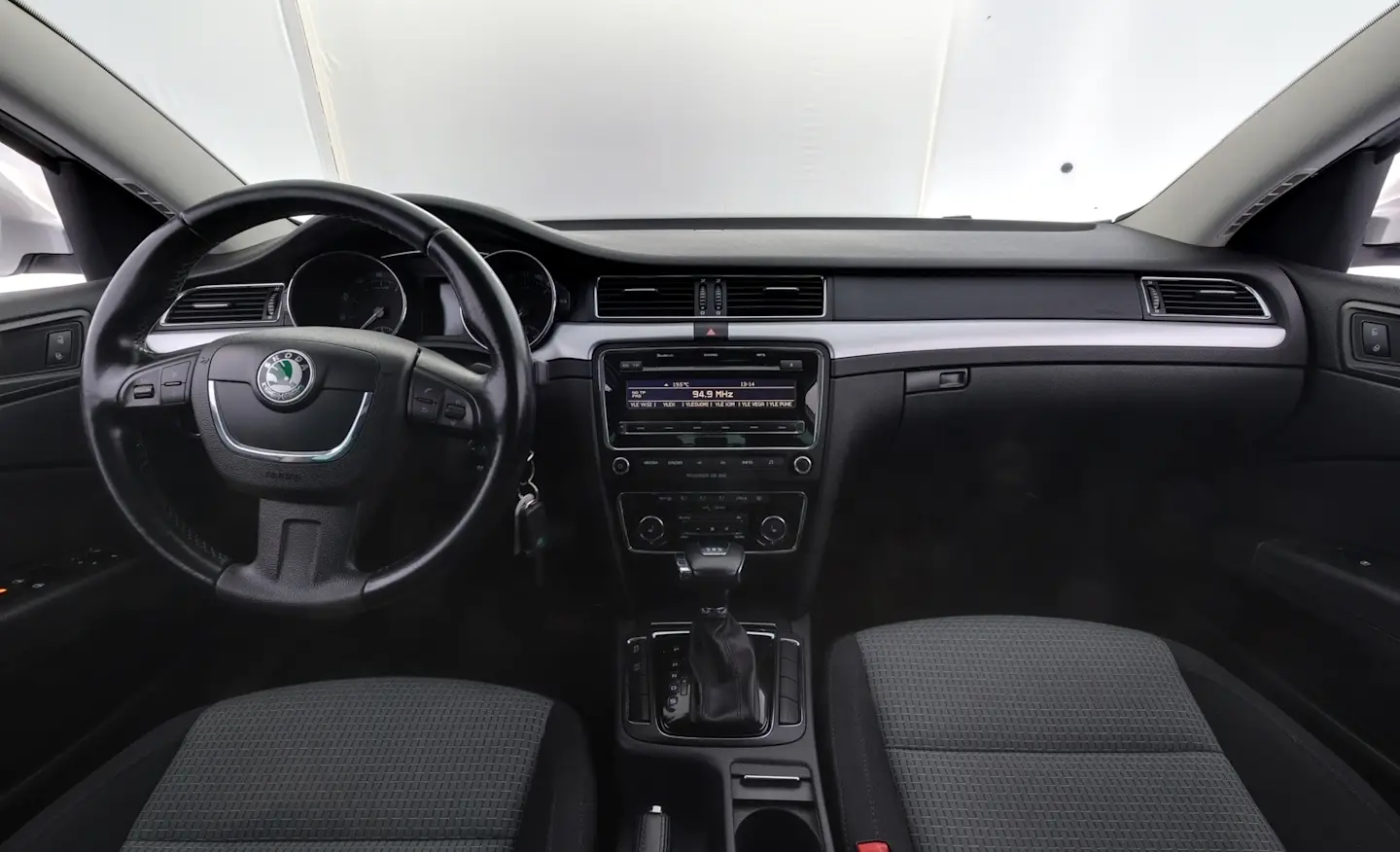Car Image - 5K4bHtTqyn7SOwALEdpaQZ