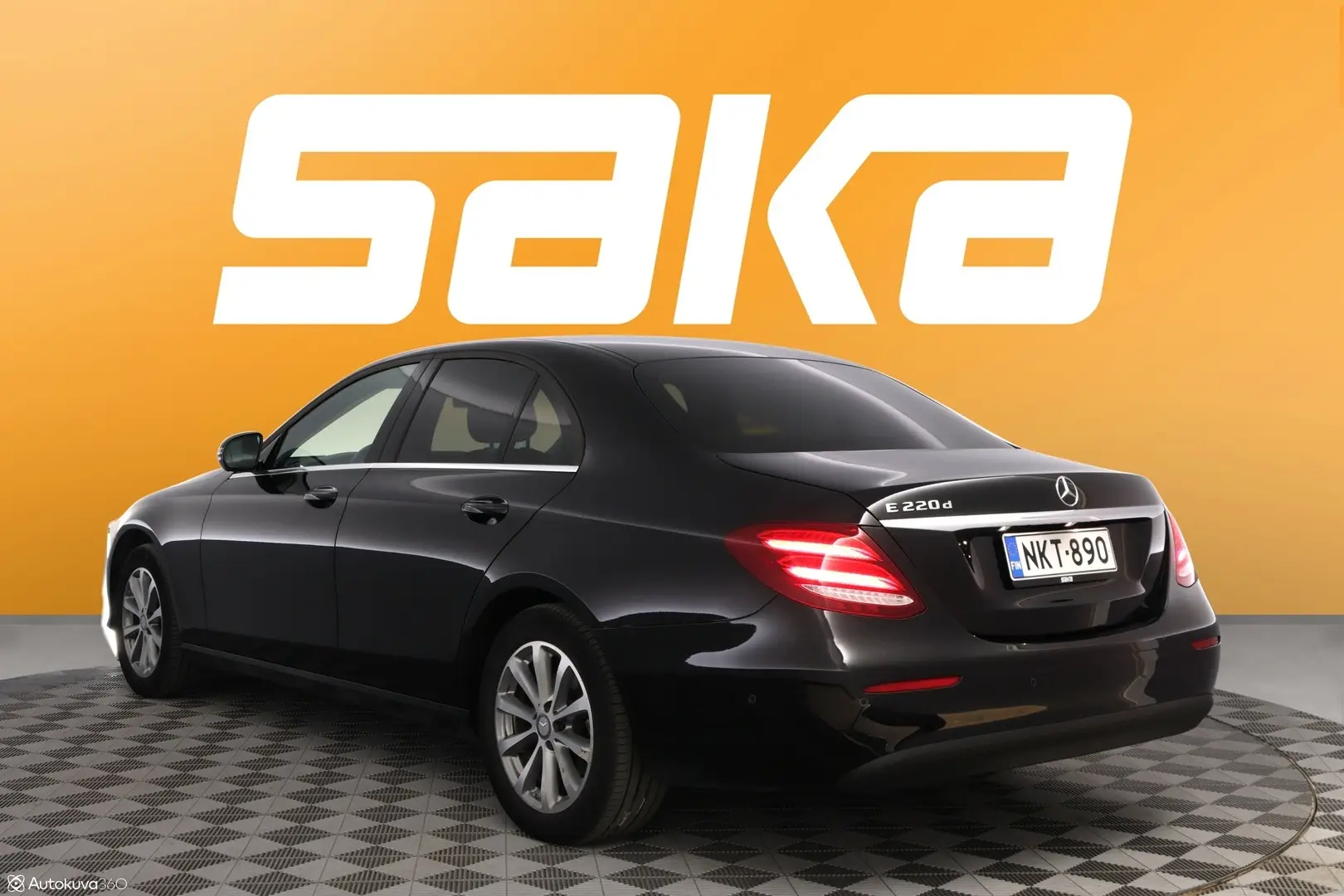 Car Image - 3551e4O2eszF6WXxNbH6Um