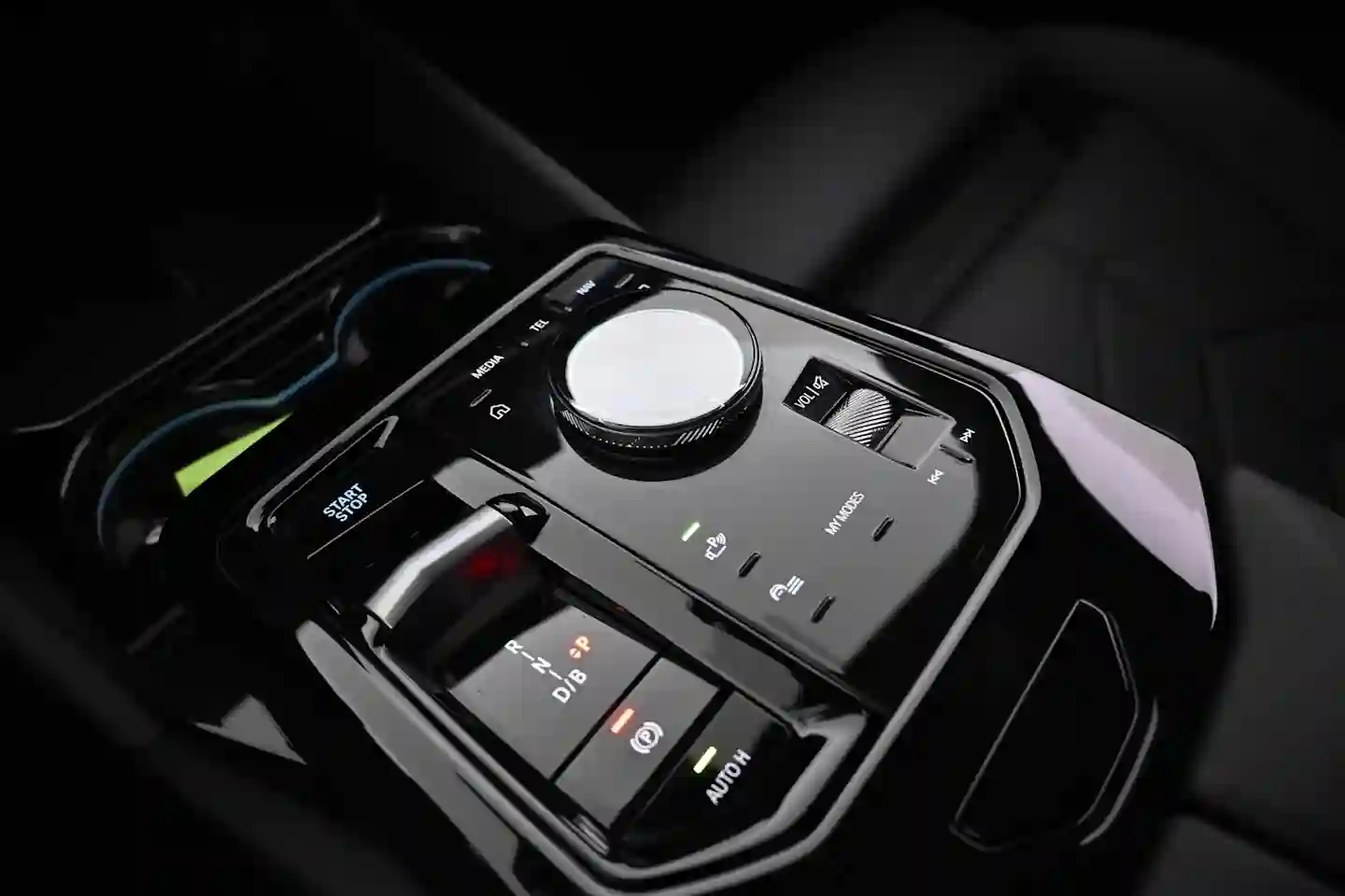 Car Image - 3aDDsRLO4cHb4KjqKOoLMN