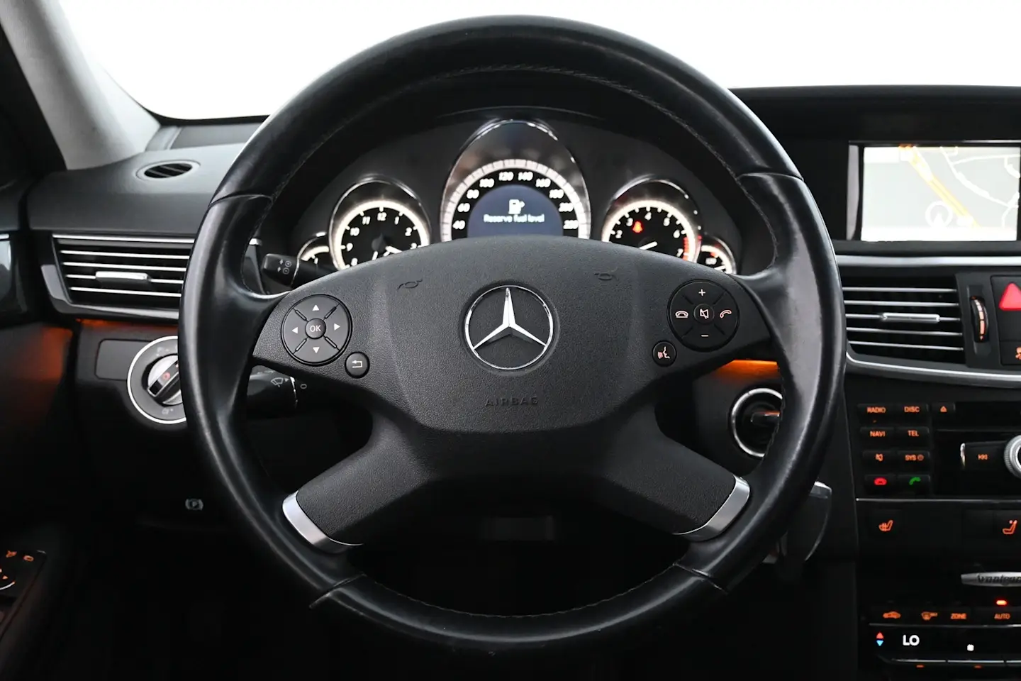 Car Image - 7AS4hl8crxrocmSxdRVA0N