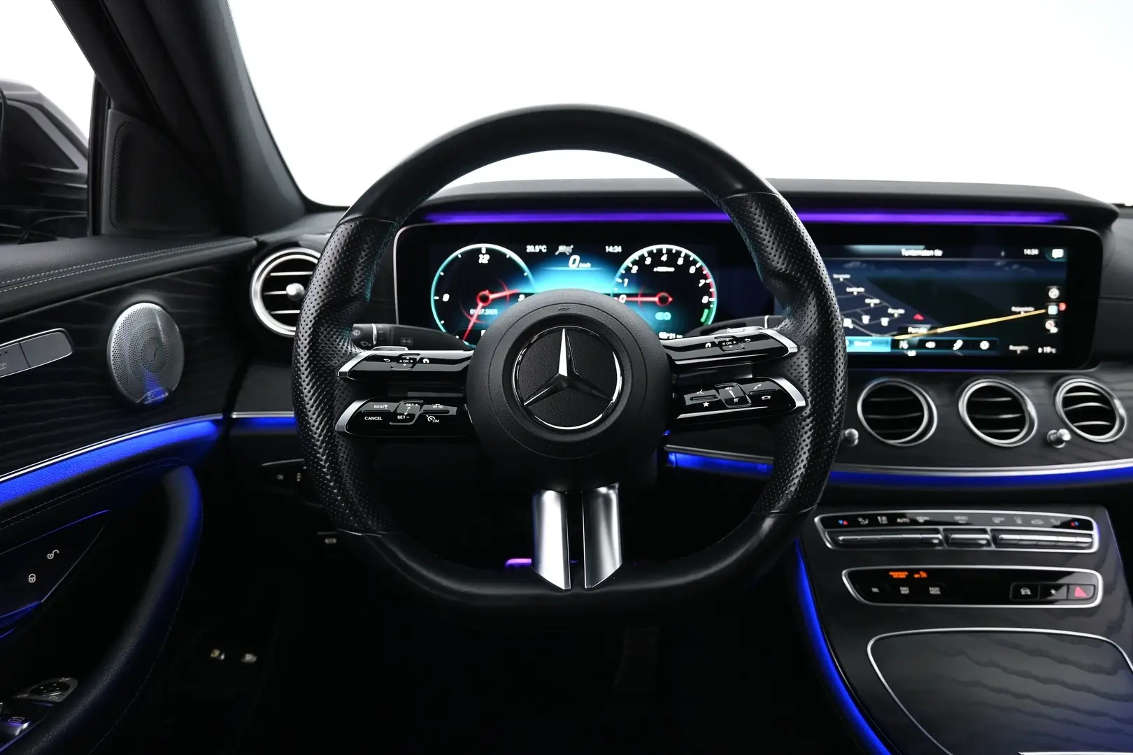 Car Image - eLJ0zJiDitG1csoRkrdW4