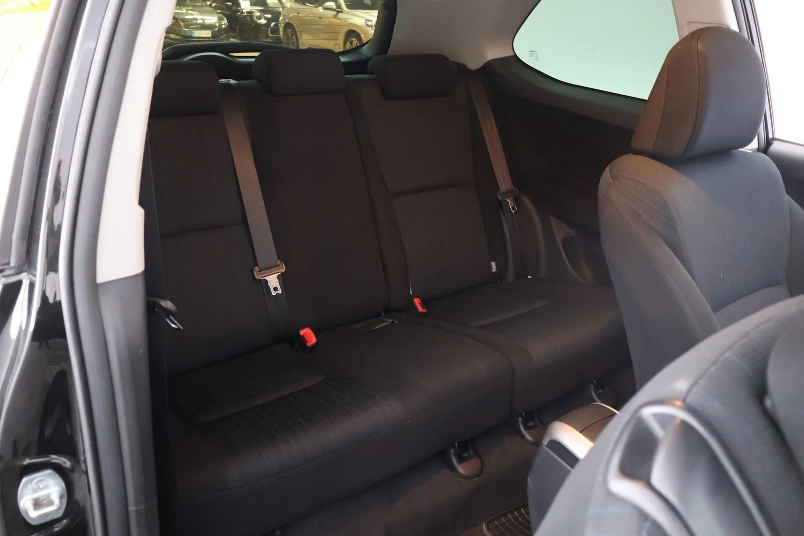 Car Image - 7h2hRCPoOH8Oz65Kzynbxy
