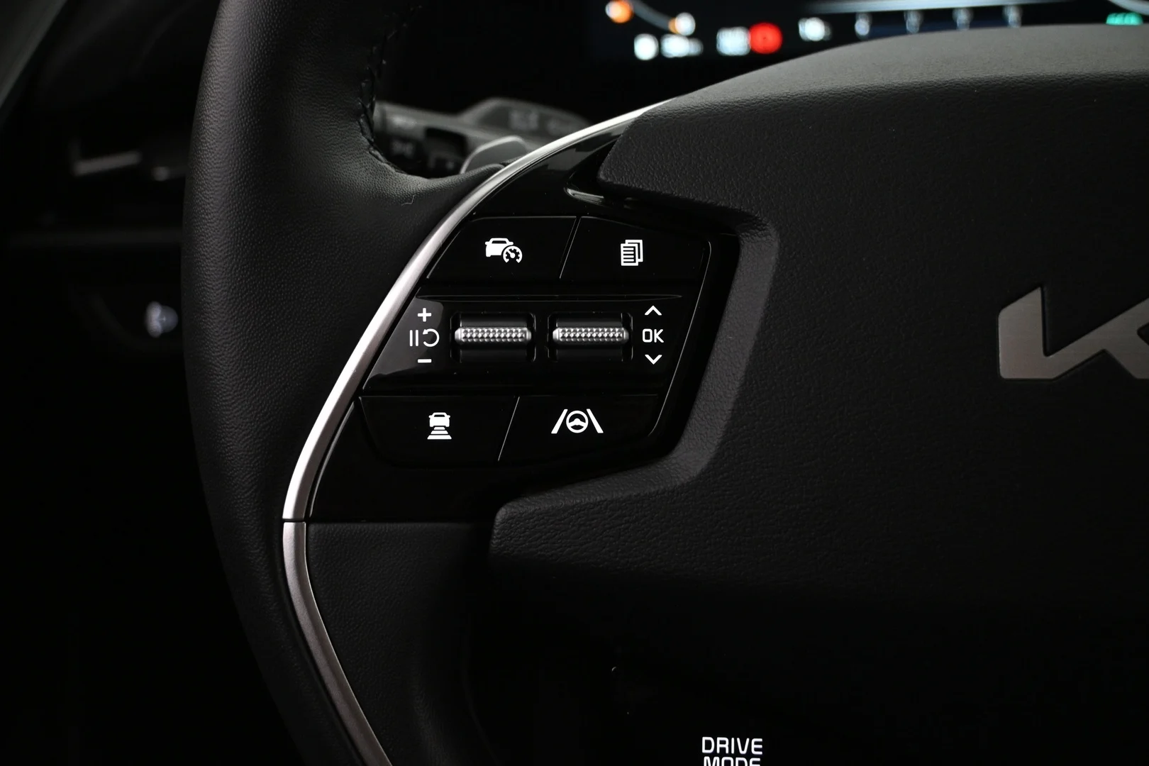 Car Image - 2iU97yu6IcAHl6vioPZt7u