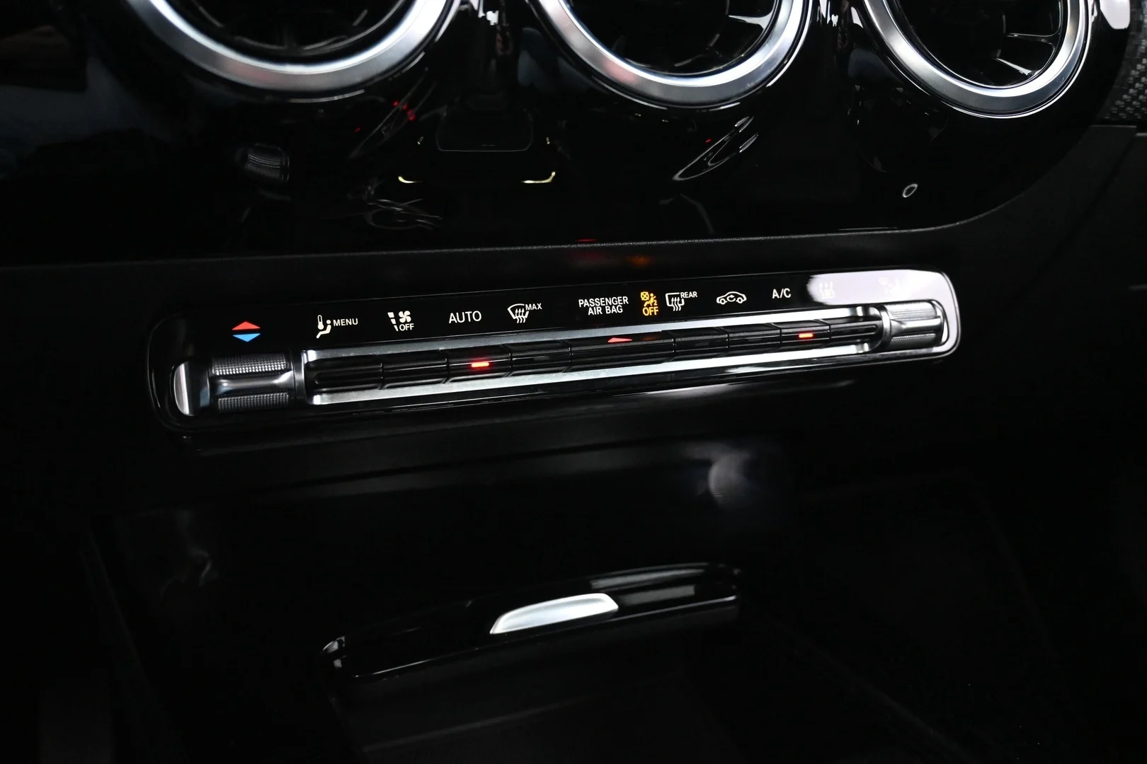 Car Image - 2oSxwDPMcXsTfHhdlvKirn