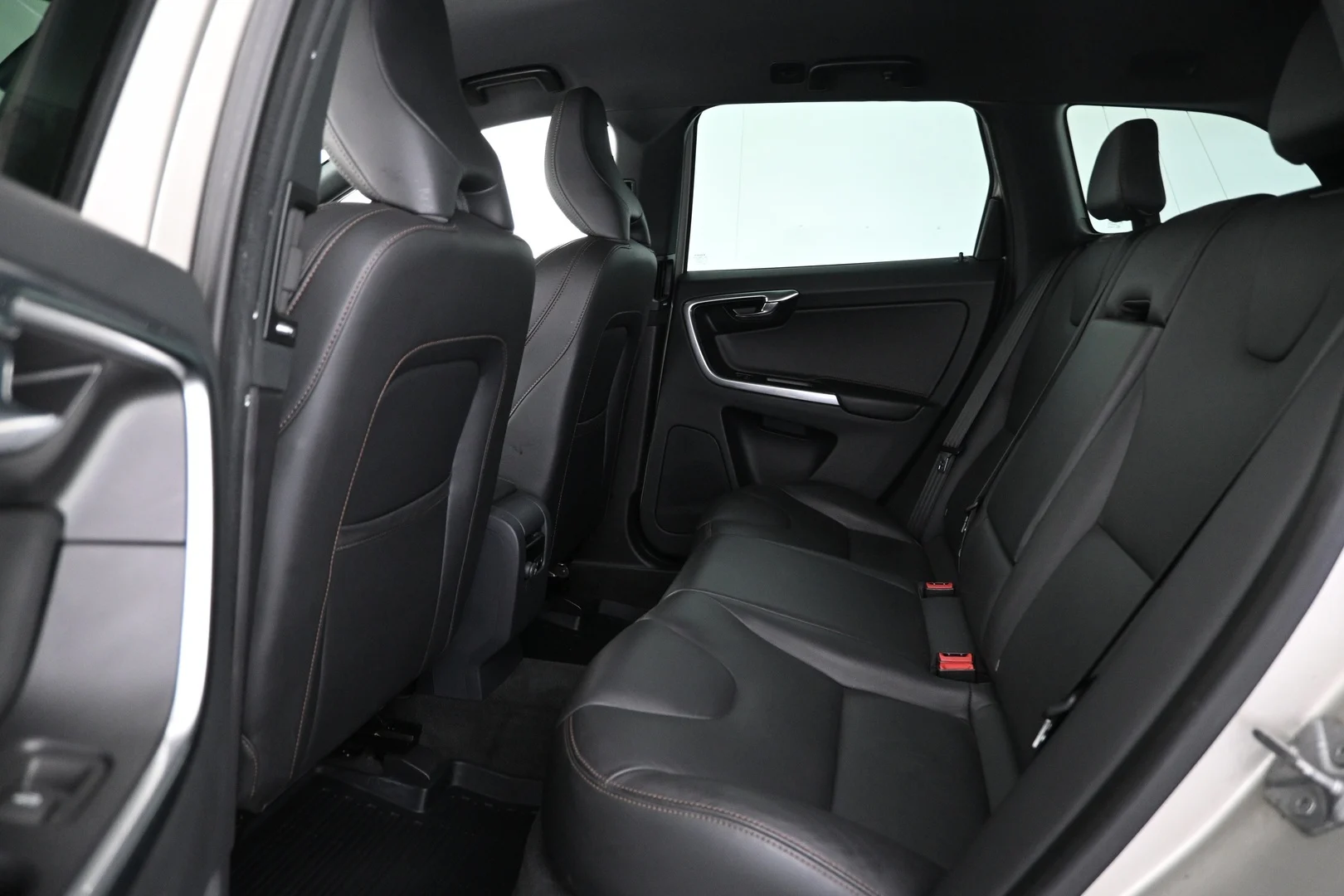 Car Image - 4Hmlozq5JPv443lJXPsCRx