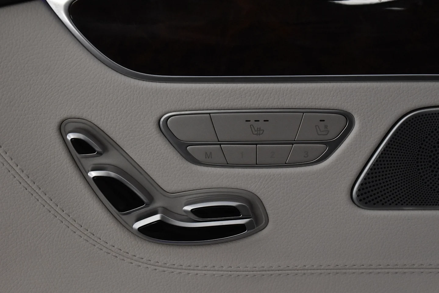 Car Image - 74tbtdTmXv75zwhlno32fJ