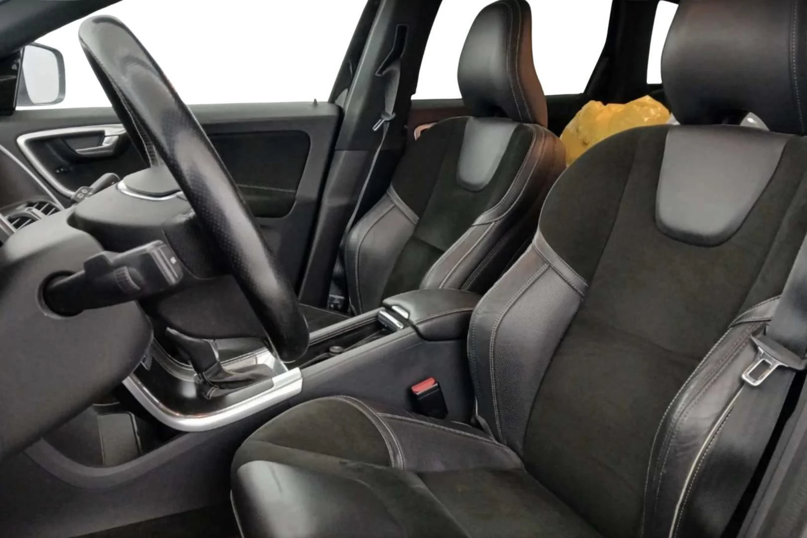 Car Image - 5vHcQdI5D3smYnjx1ERtn2