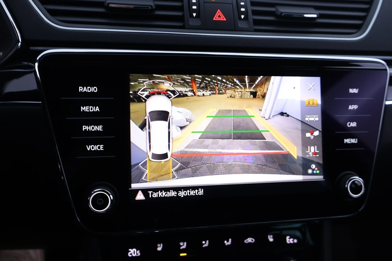 Car Image - 1JFwhLFU8J4lS9lQuDmFN9