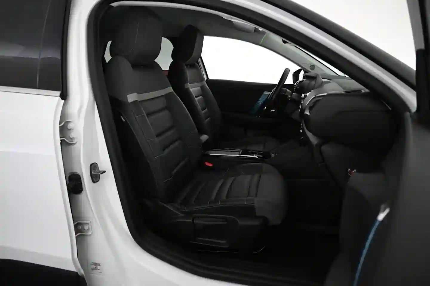 Car Image - 4VLhiU5KioIP1WEPI2yvSv