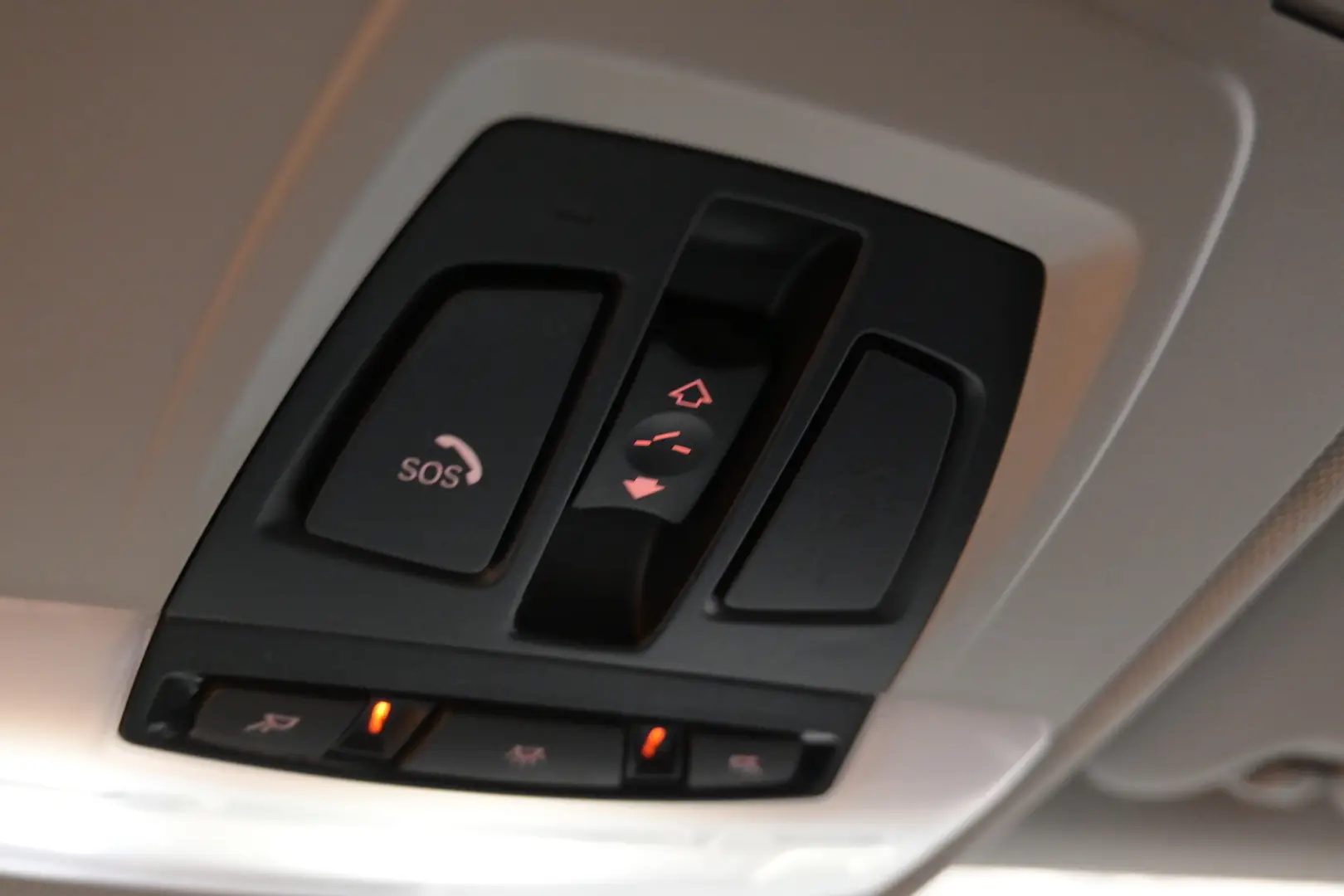 Car Image - kDEnVpyw4hkcPtCGKSsIn
