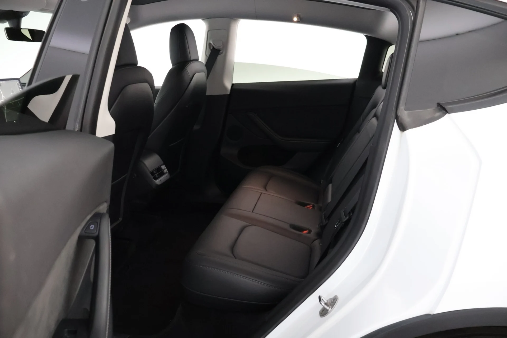 Car Image - 7E2IKaOAjS0va52UR5r25d