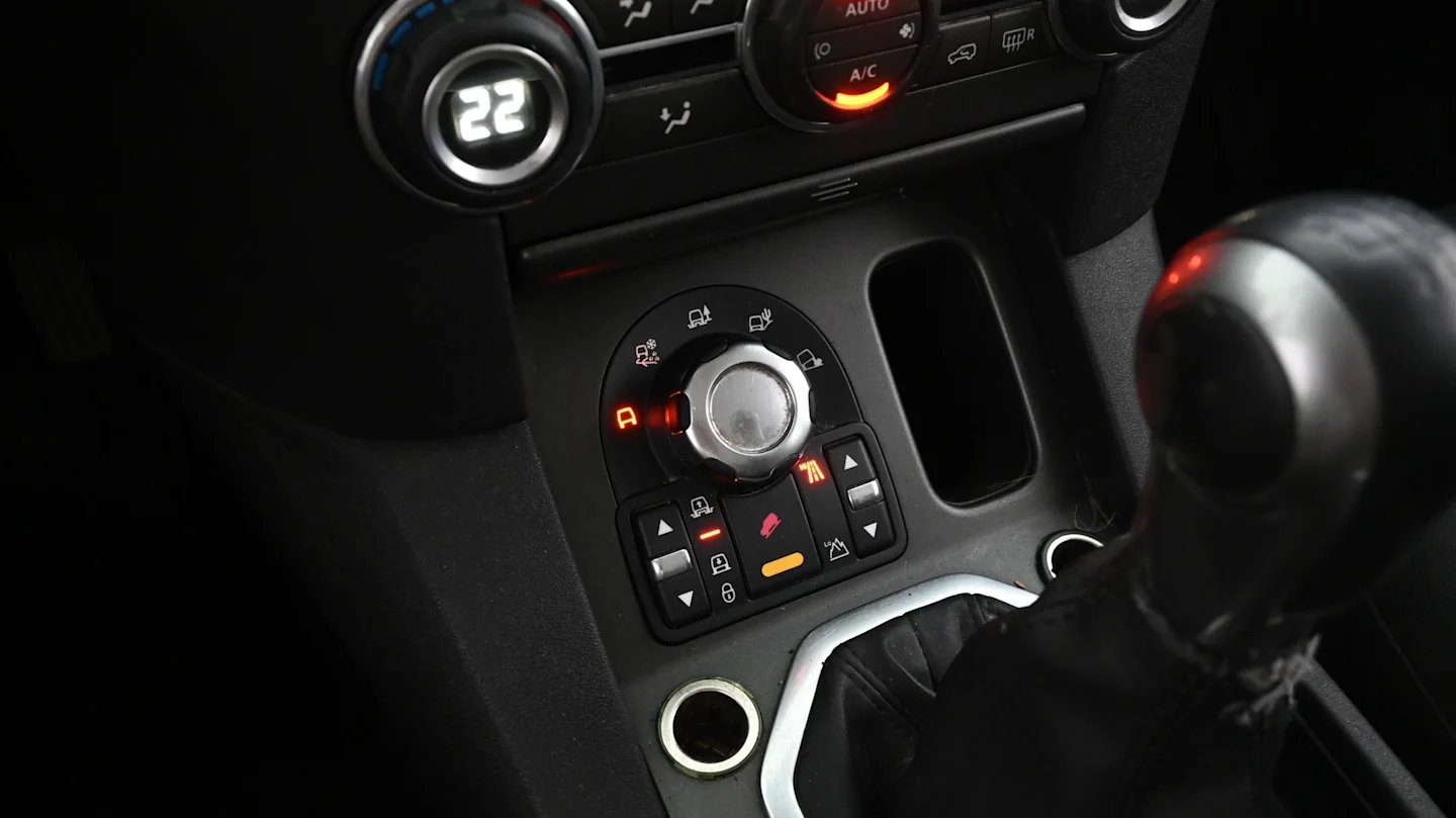 Car Image - 7uQI9fxLol23hClxZmK2sv