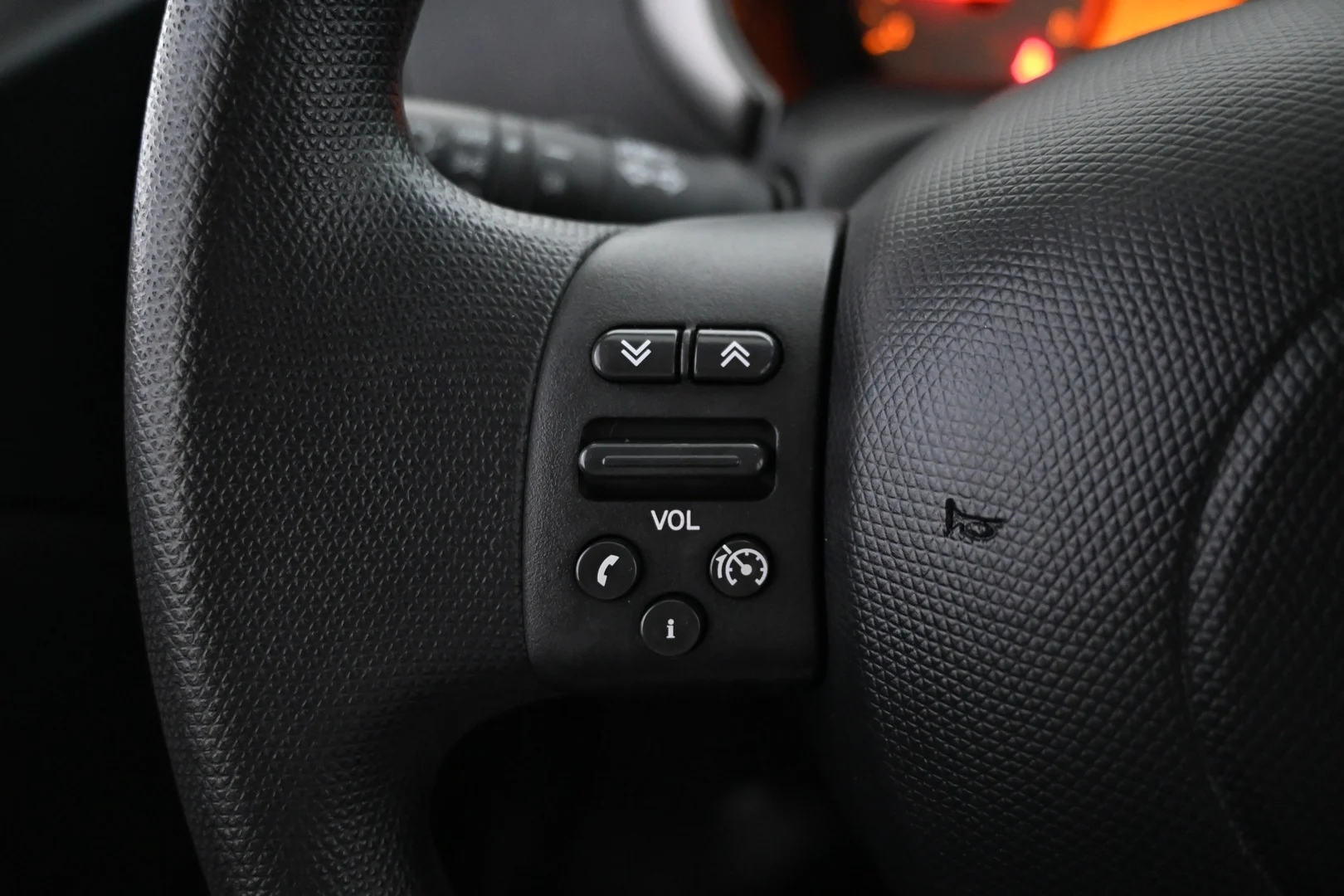 Car Image - 4viAOqKXU0CcRbw0NC54WC