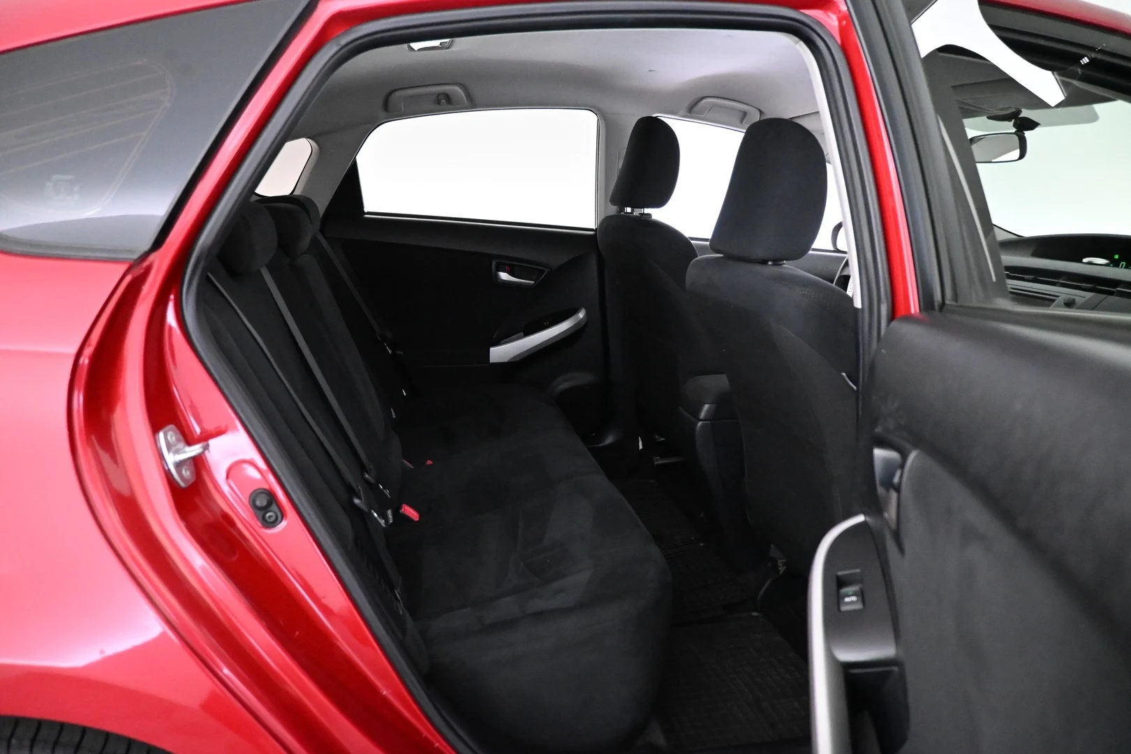 Car Image - 2L7LYwaPKemVtyvcFIDqUf