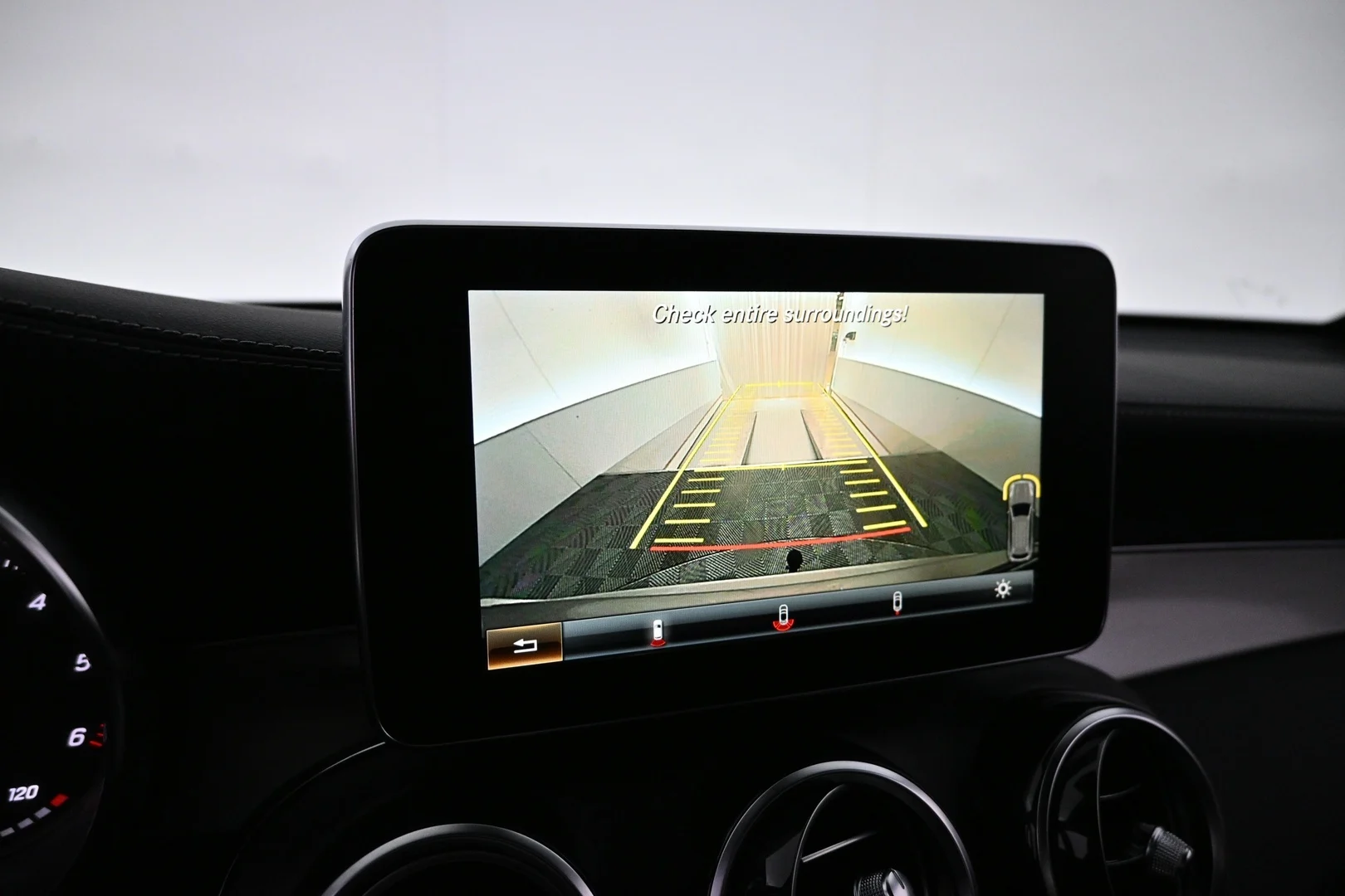 Car Image - 6OvGuqKwrYmiMhzYNyKqD3