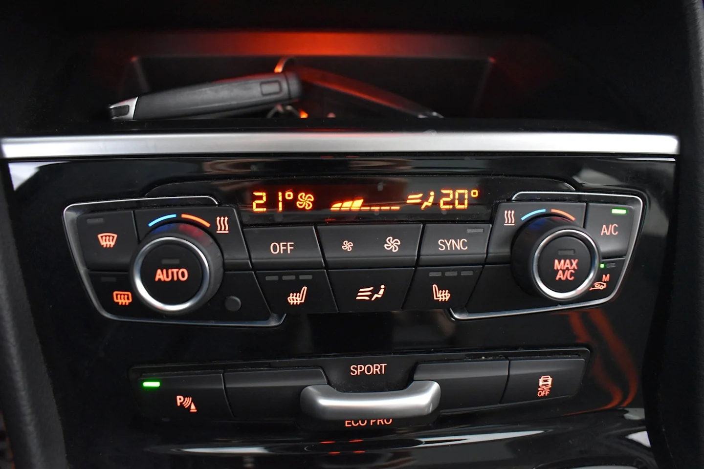 Car Image - rBrKptqNRutzaFvKZrkvw