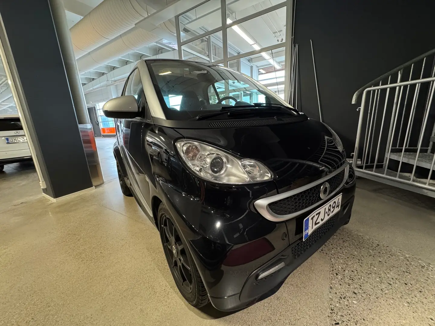 Car Image - 2cgP5Gfue1fytzK84R0XeF