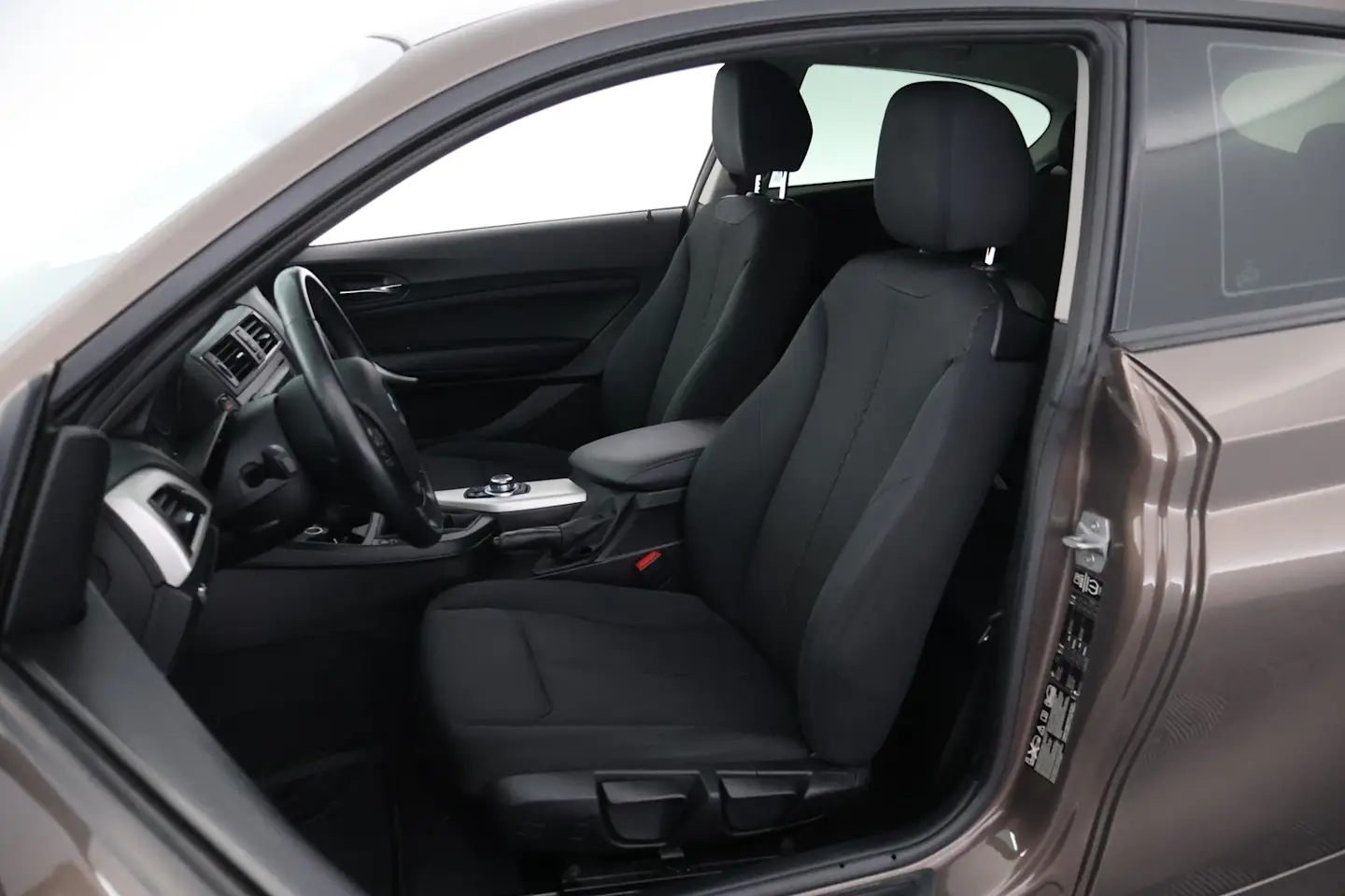 Car Image - 32qFBIEd9GA4Ijrslvq4Mk