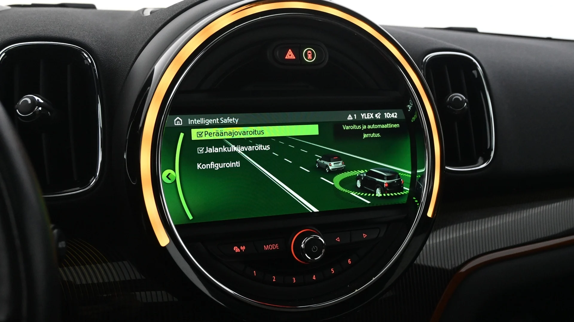 Car Image - 6QMWjWuo4ZqsJV5SzgEY9G