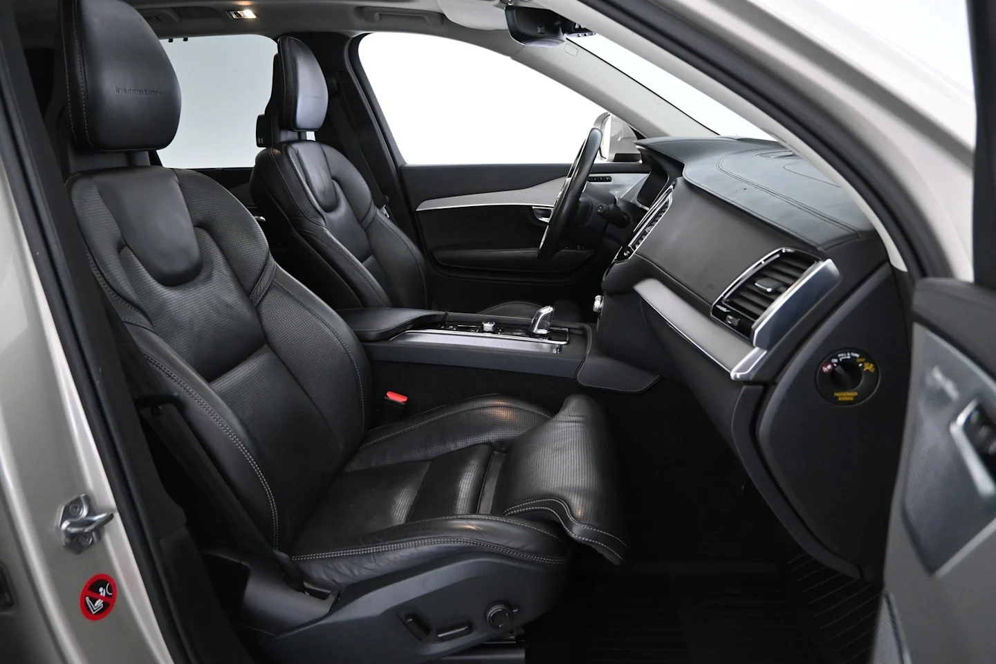 Car Image - 6yLdmI8JVDLIcVsmCEyy5n