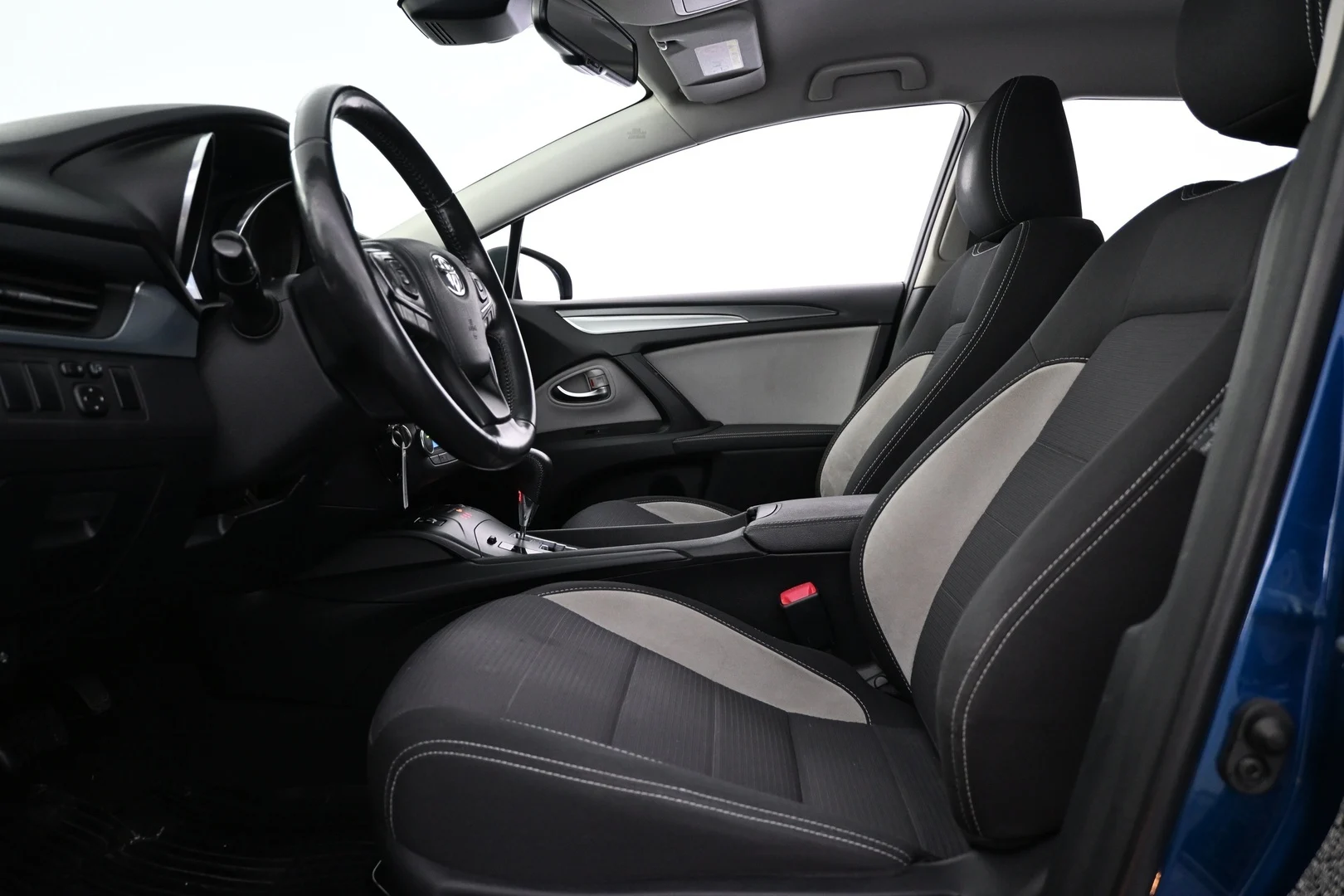Car Image - 1s1MozESM6nDgRcN0X7Ylt