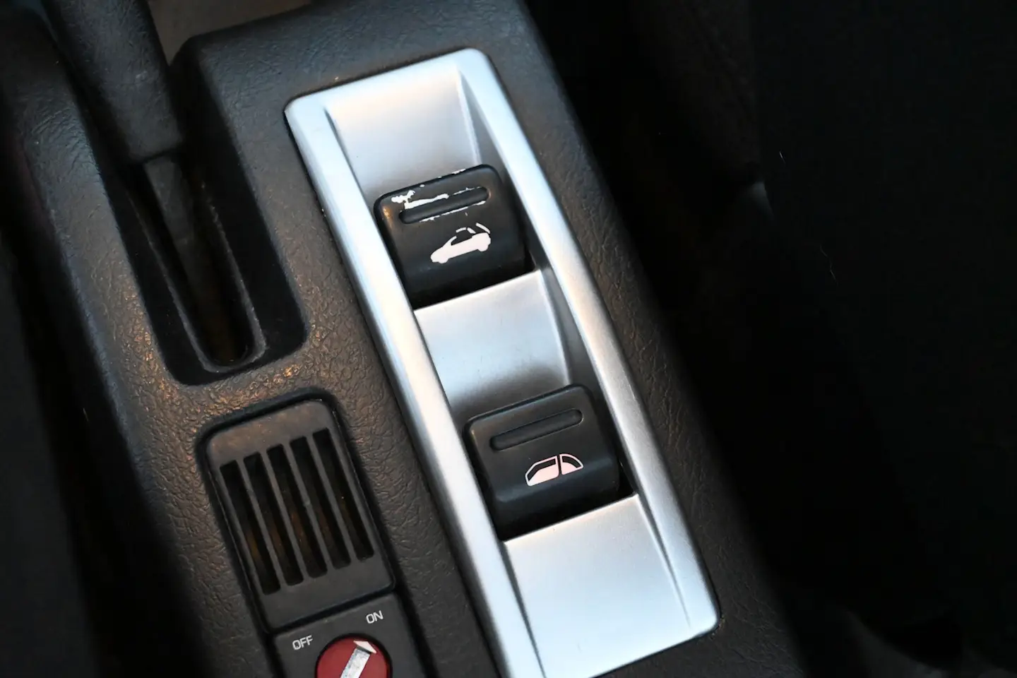 Car Image - 5neDdy8WPpiPPT0KJ58zfA