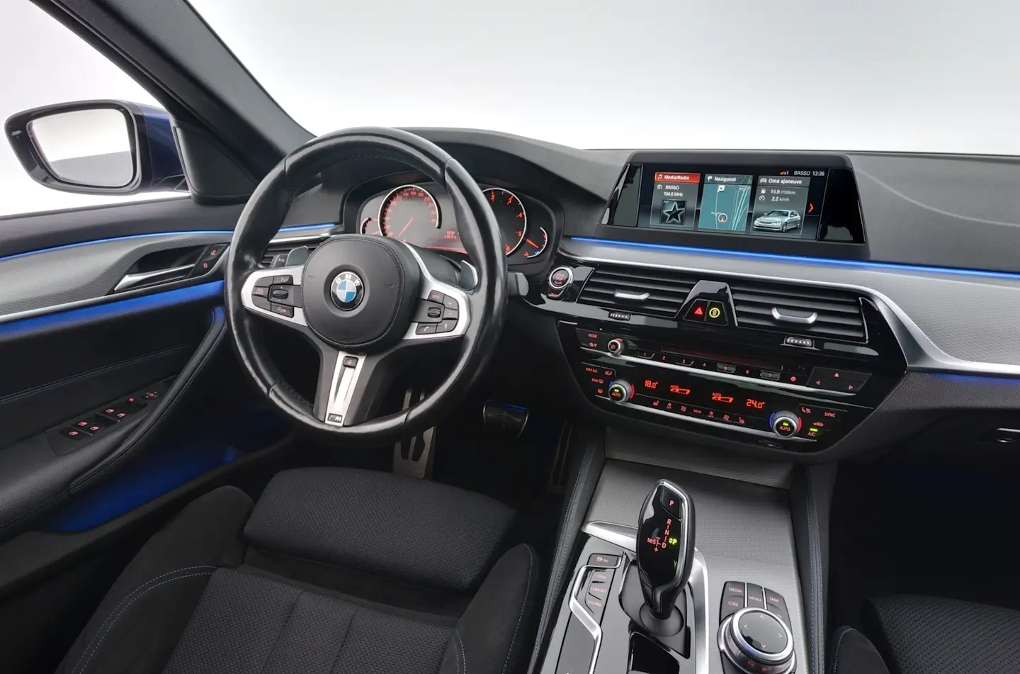 Car Image - 4LO6YIWdJpUPe1jzOrPihC