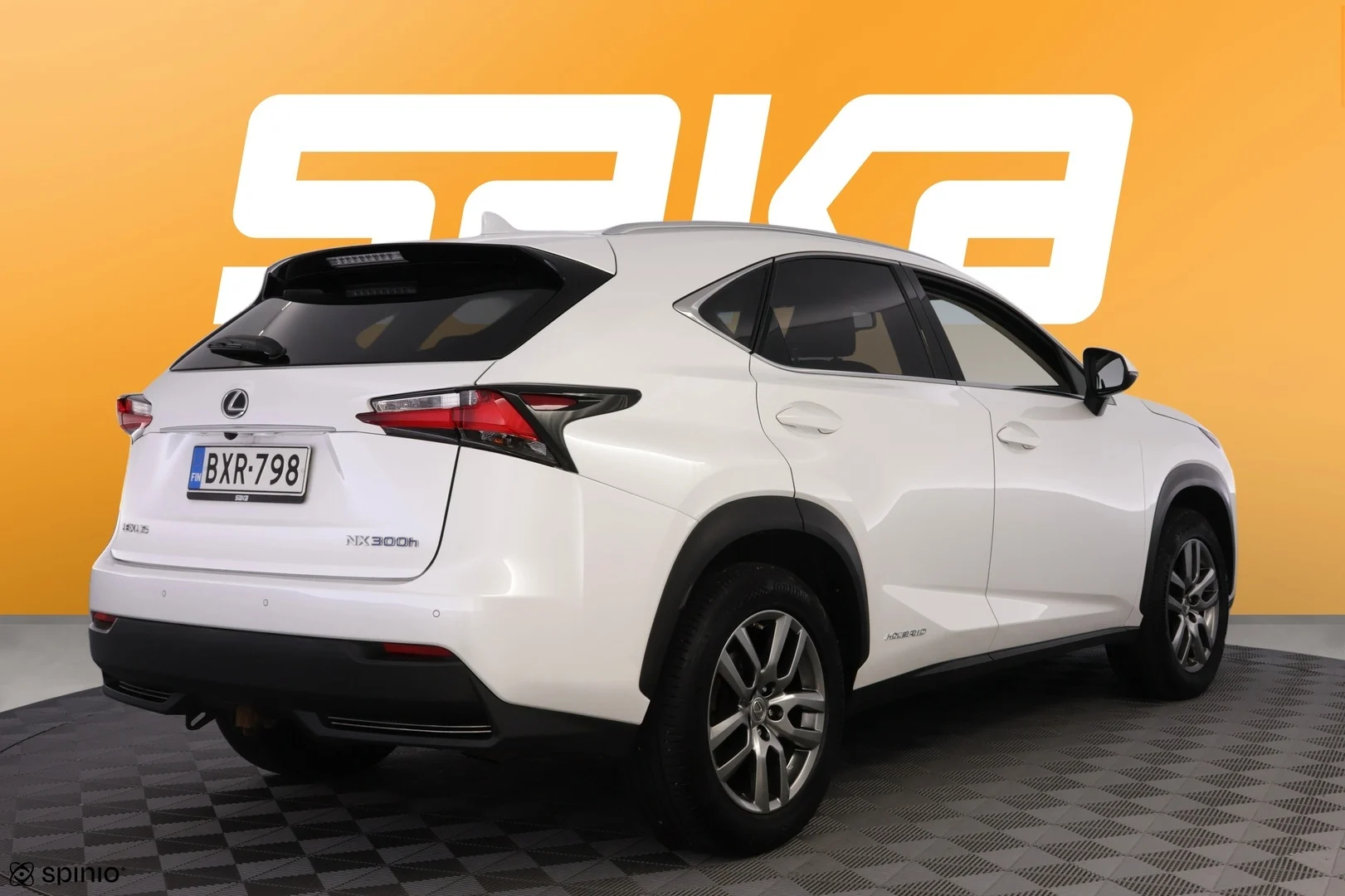 Car Image - 5LDkW0HM9KqIzTEA0MJ4PZ