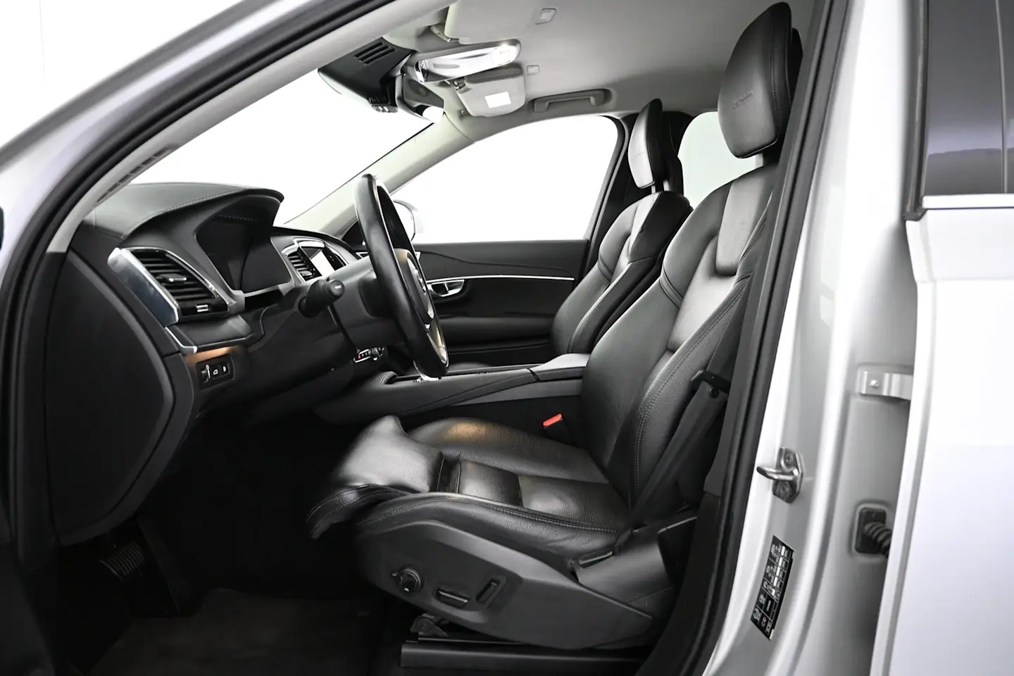 Car Image - 41Inm4ojLLscQVaudBaMmk