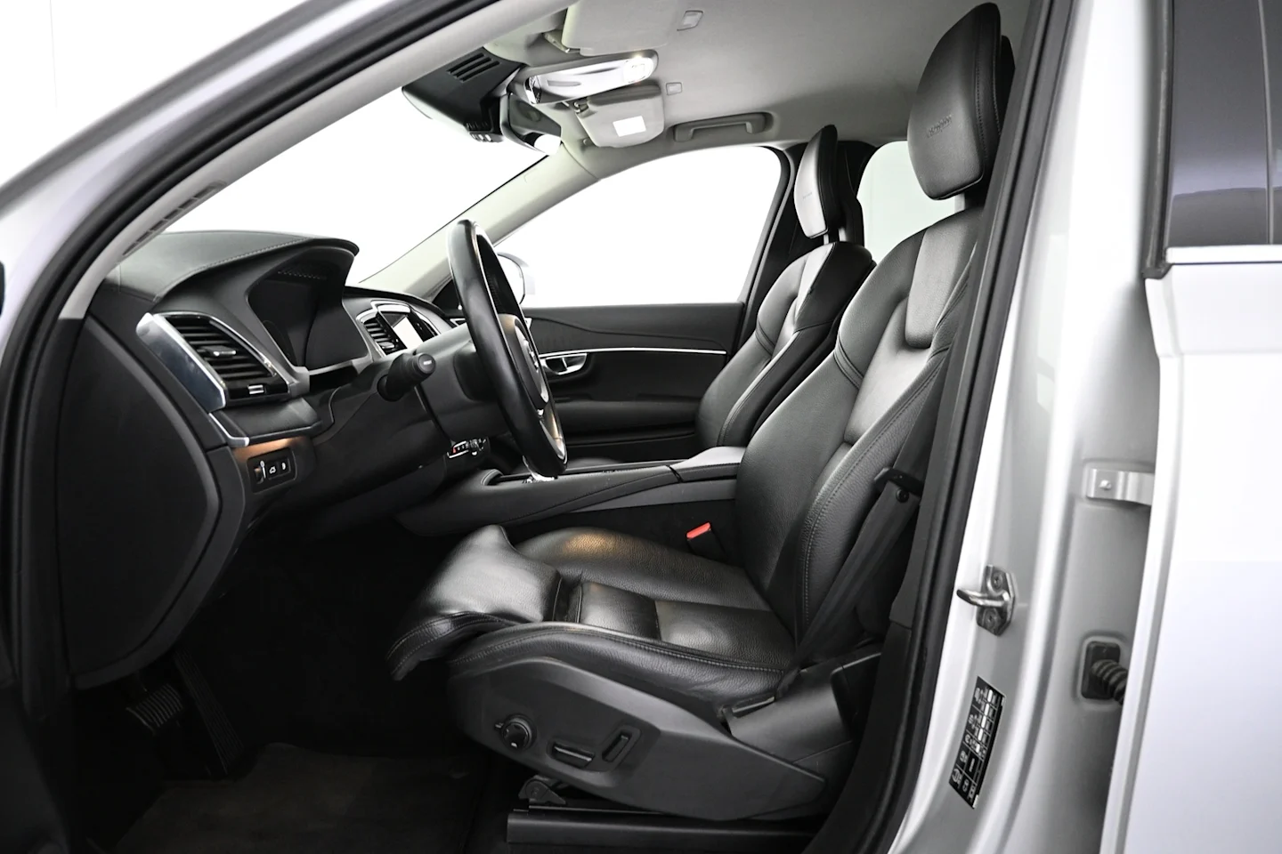 Car Image - 41Inm4ojLLscQVaudBaMmk