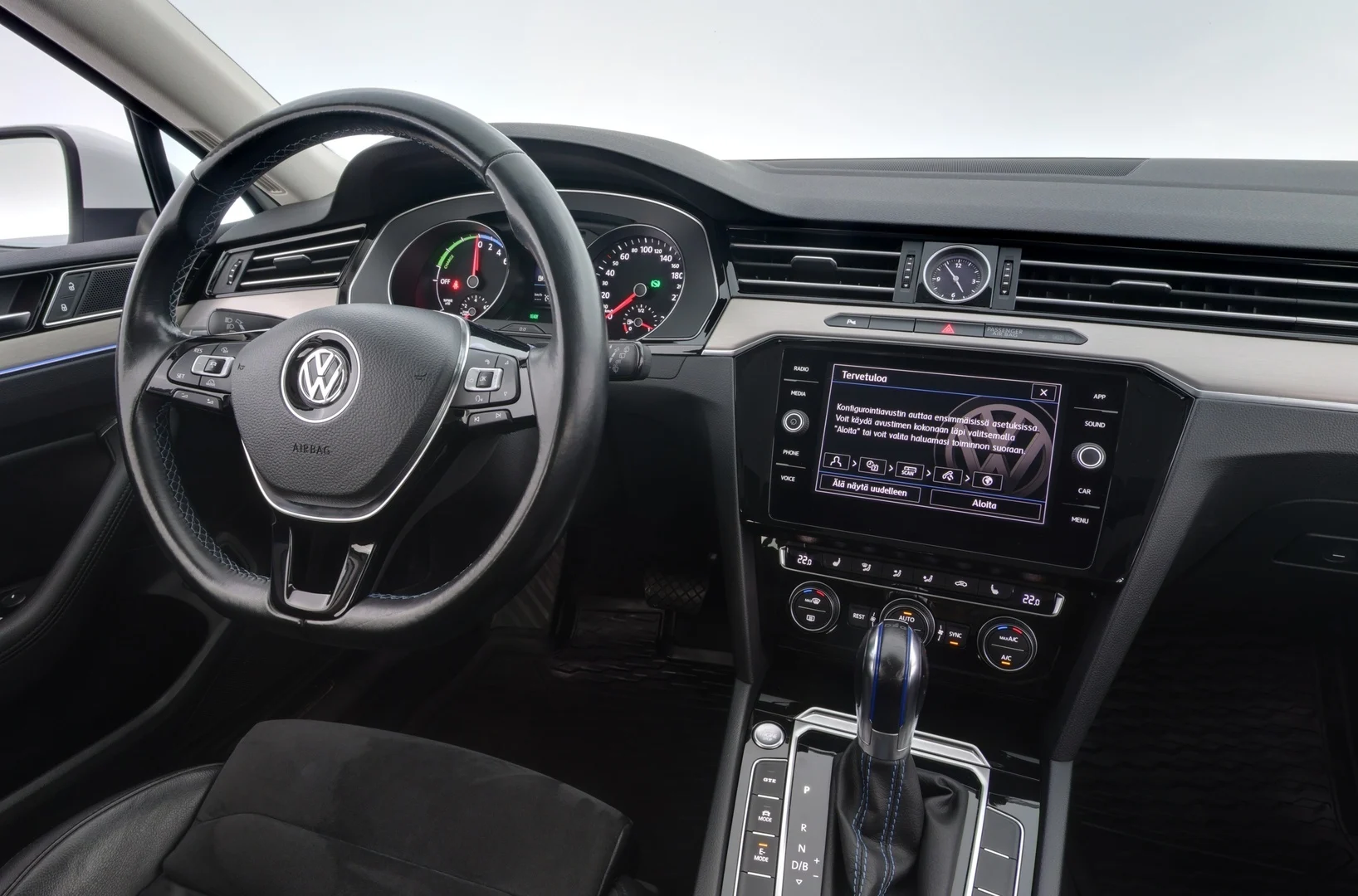 Car Image - yhpewGvviutgCvnj1lEMM