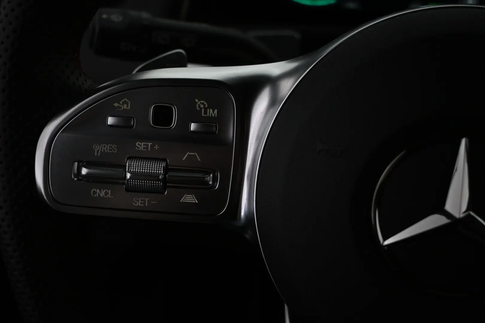 Car Image - 16hDUevv5ckY0itYuxXqwL