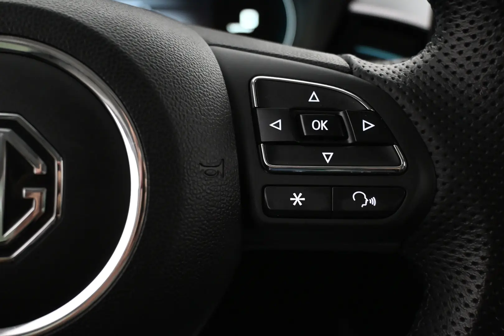 Car Image - KPYKQeoxSD4m4BOpxpijj