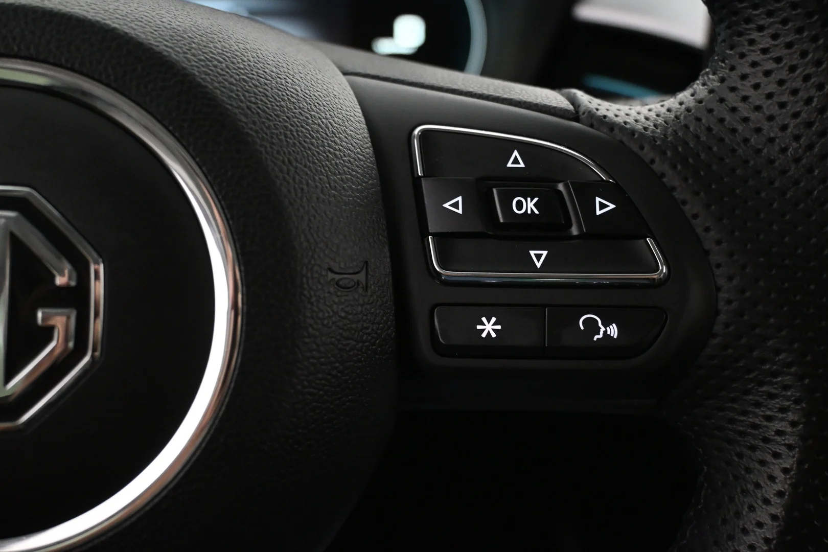 Car Image - KPYKQeoxSD4m4BOpxpijj