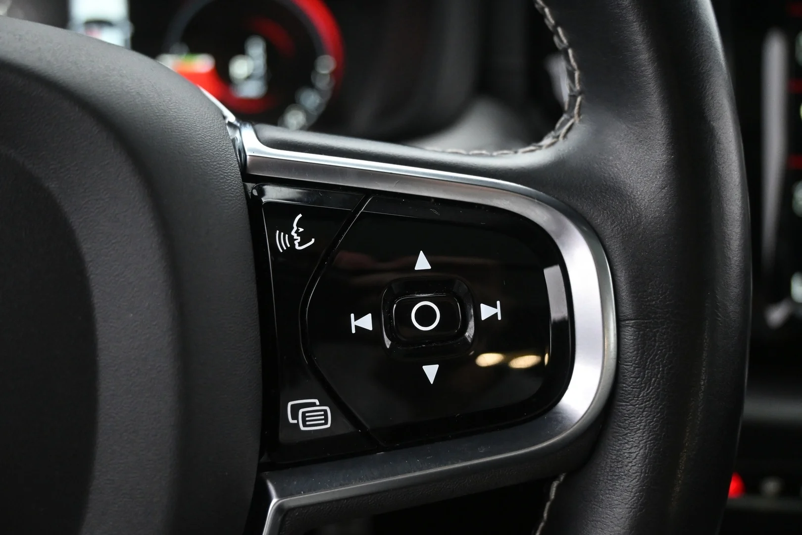 Car Image - 3i9jIYL9HMYPoygNi7hTtr