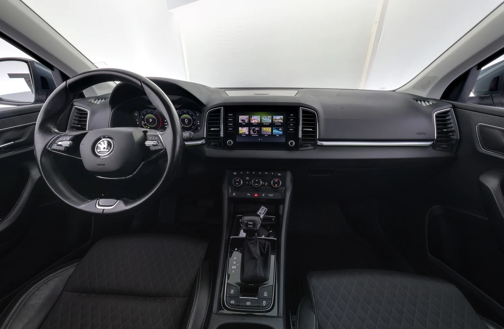 Car Image - 2NuJLxE3IWR9ssU1r72s1D