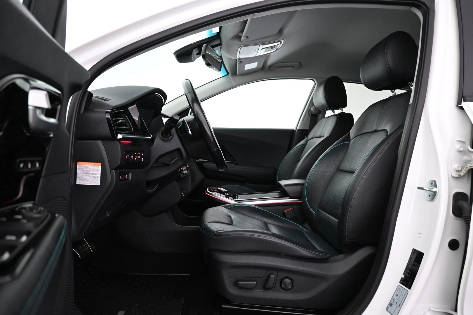 Car Image - 2ZgxaMWiTb2r2sx26KIPHe