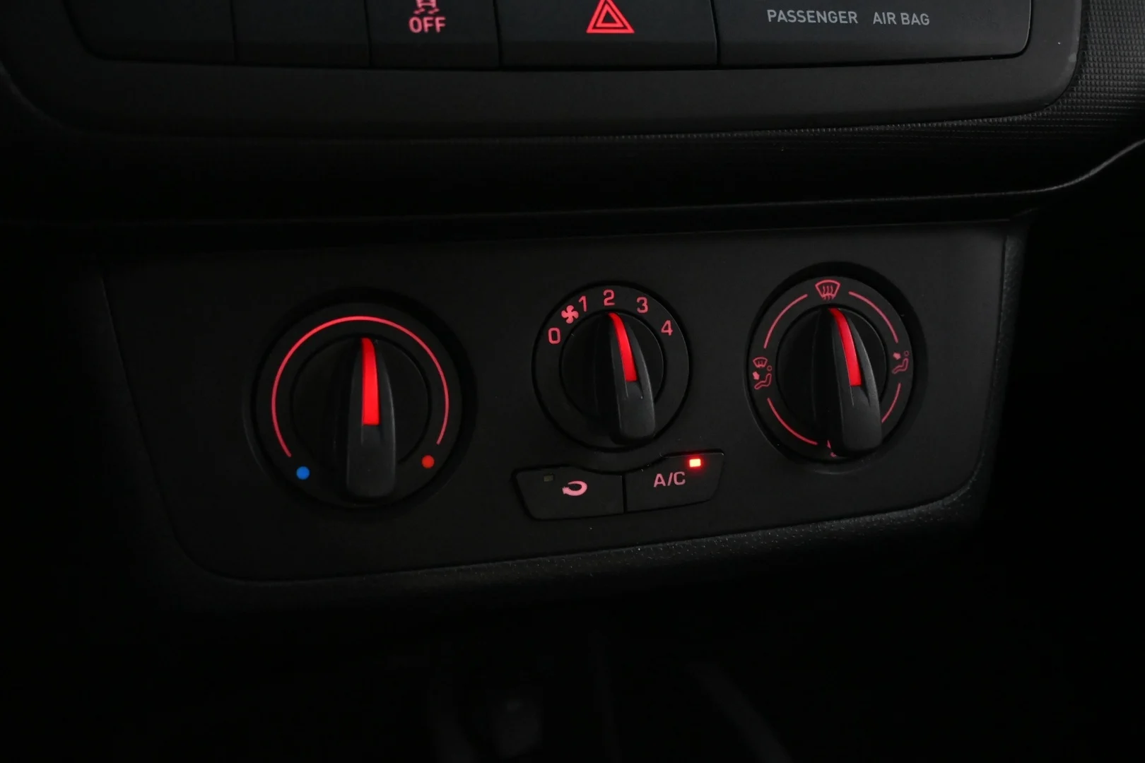 Car Image - 1amDRuJmDUFkuyaj3mnj9f