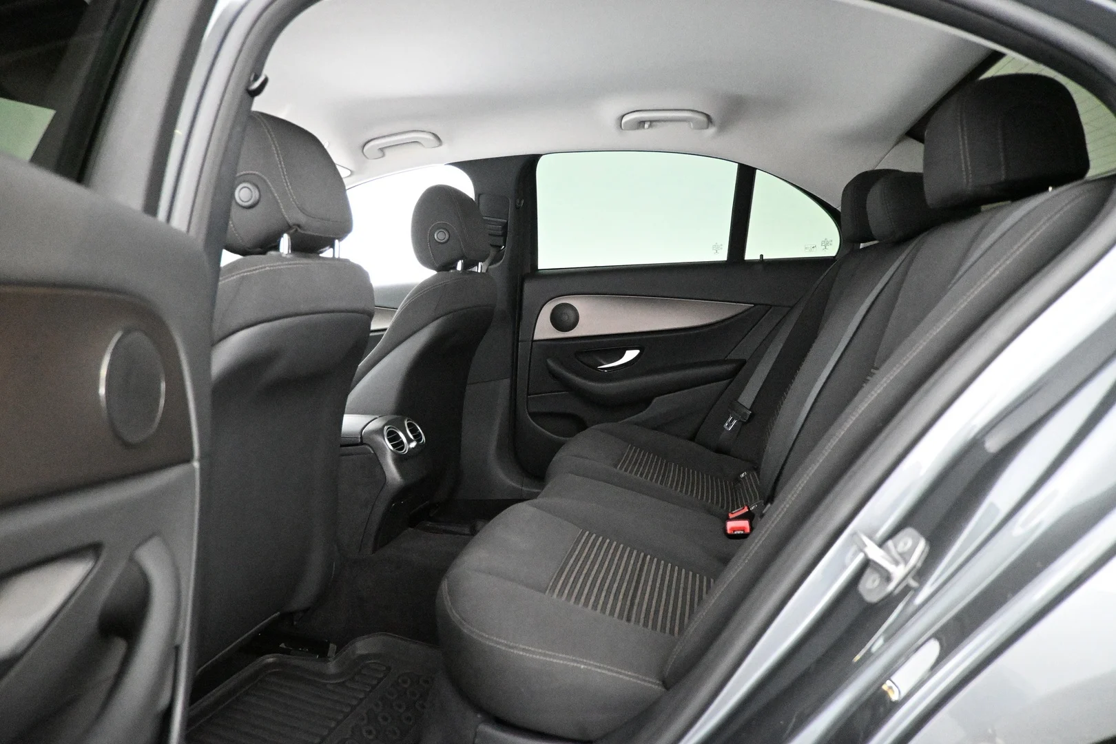 Car Image - 5DkdLWNkQQcC46QNSS8G3x